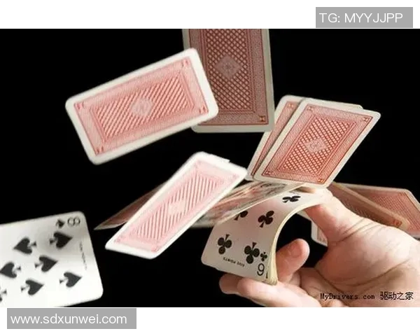 足球明星与扑克牌的奇妙结合揭秘球场与牌桌上的精彩瞬间