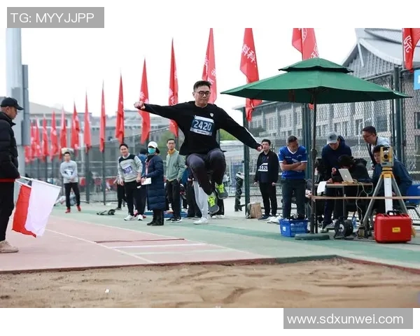 成都网球队逆袭之旅特别报道展现拼搏精神与团队力量 成都网球队逆袭之旅特别报道展现拼搏精神与团队力量