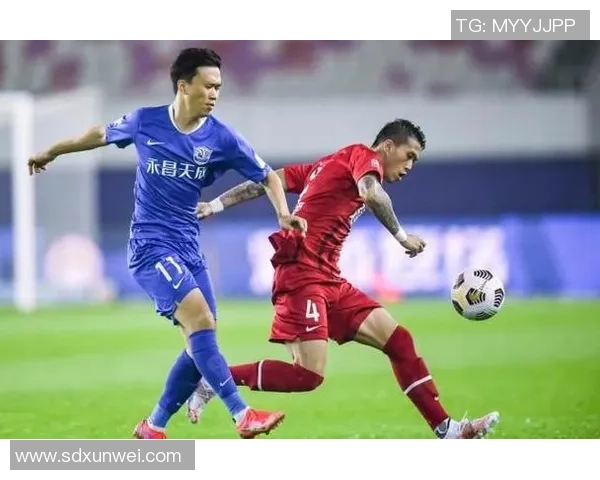 成都足球队以65分领跑冠军赛积分榜展现强大实力和竞争优势